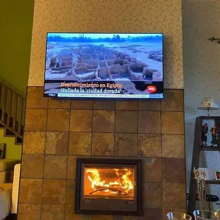 Un Encanto De Duplex Jaca Extérieur photo