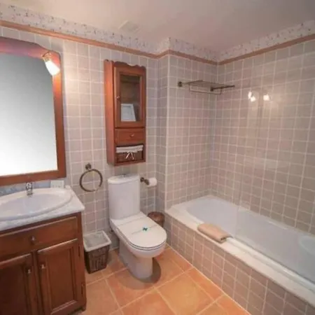 Un Encanto De Duplex Jaca Extérieur photo