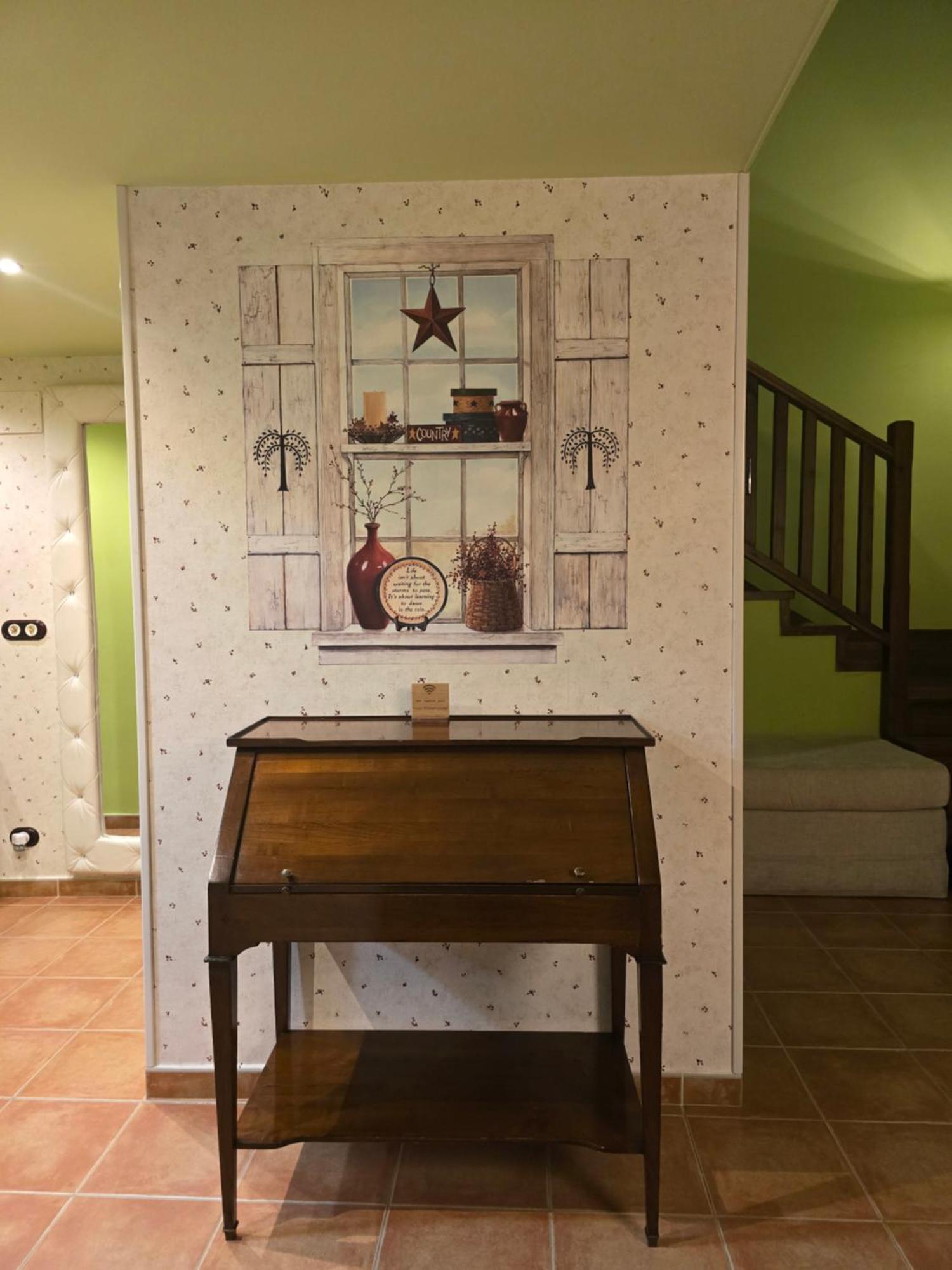 Un Encanto De Duplex Apartment *